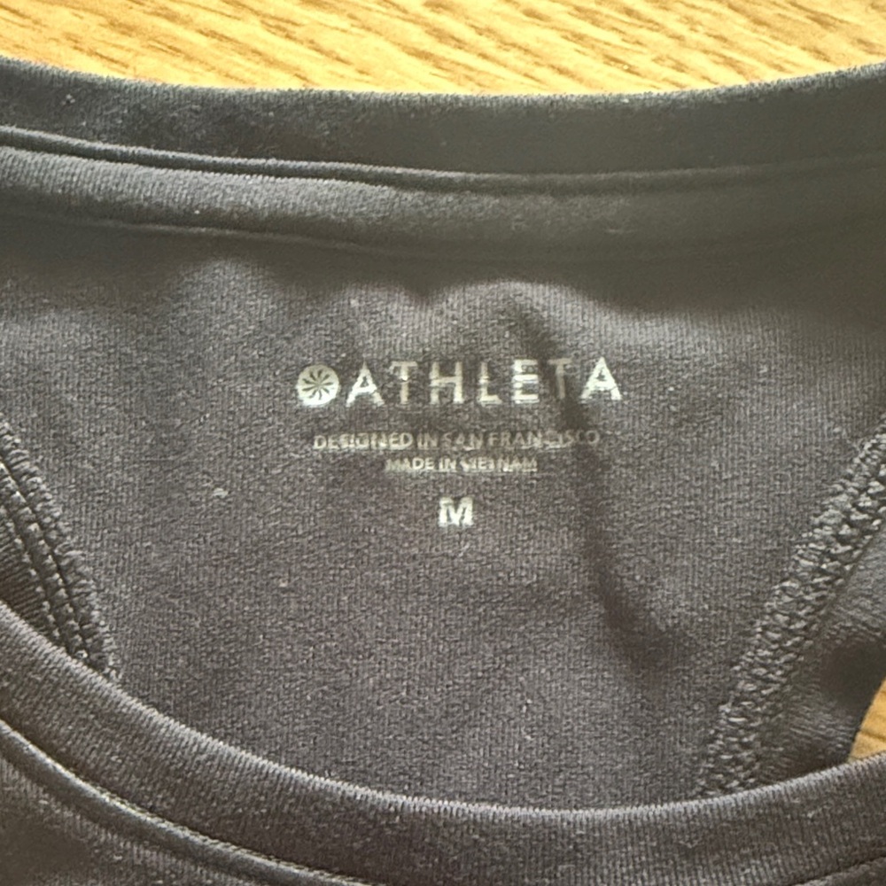 Athleta Black Sleeveless Athletic Top Medium - Picture 2 of 3